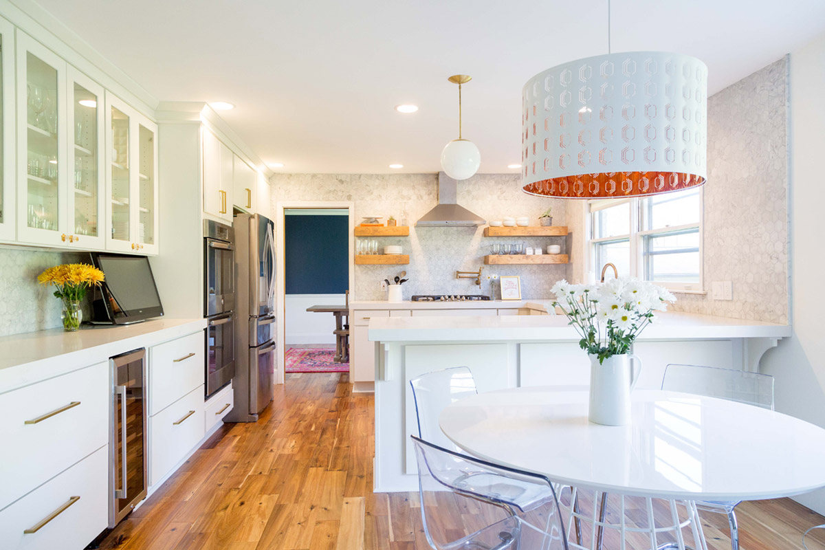 Slab door cabinets in White