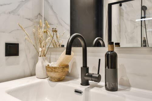 Black bathroom faucet with modern design