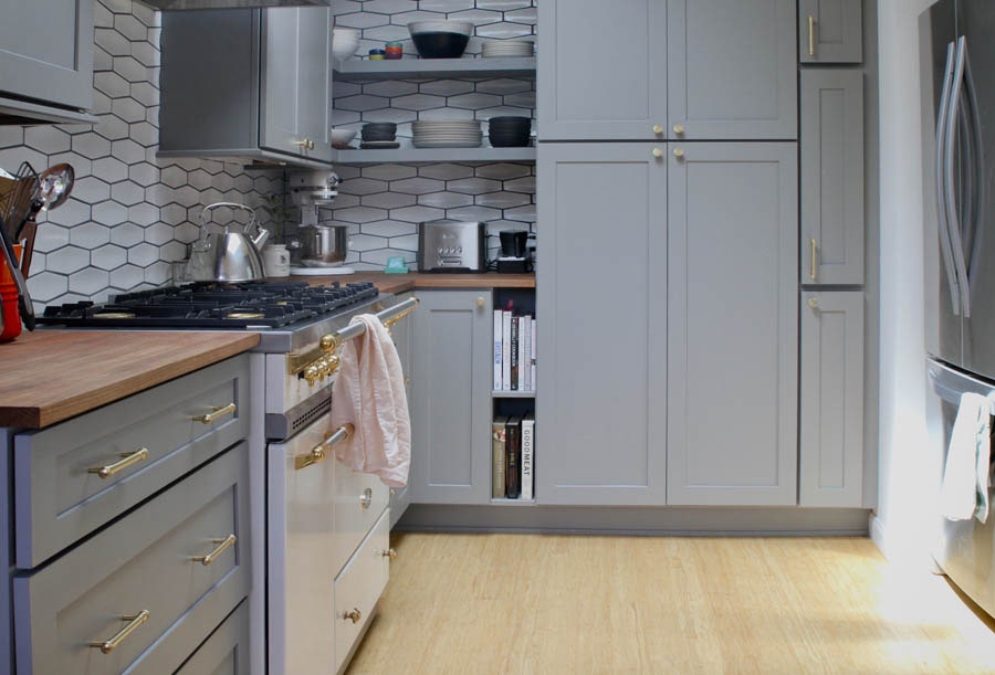 small kitchen using Shaker style medium Gray cabinets.