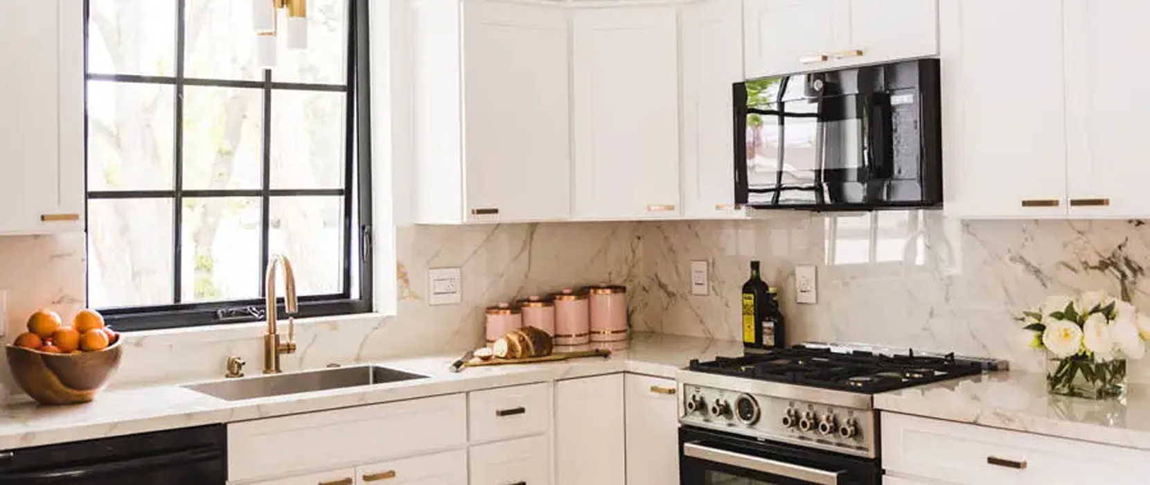 A white high-quality kitchen cabinet, illustrating the excellence of craftsmanship and adding elegance to the kitchen space.