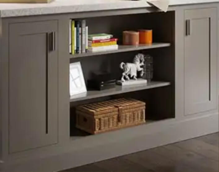 Customize your design with built-in benches and shelving.