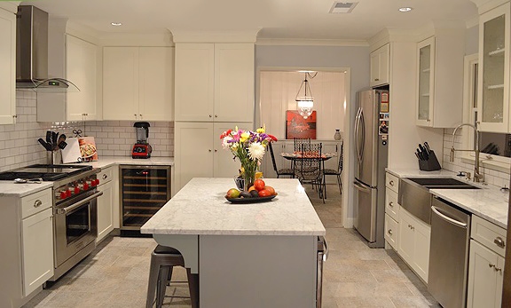 White transitional kitchen